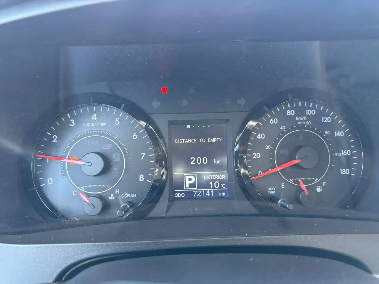 Toyota Sienna снимка Toyota Sienna