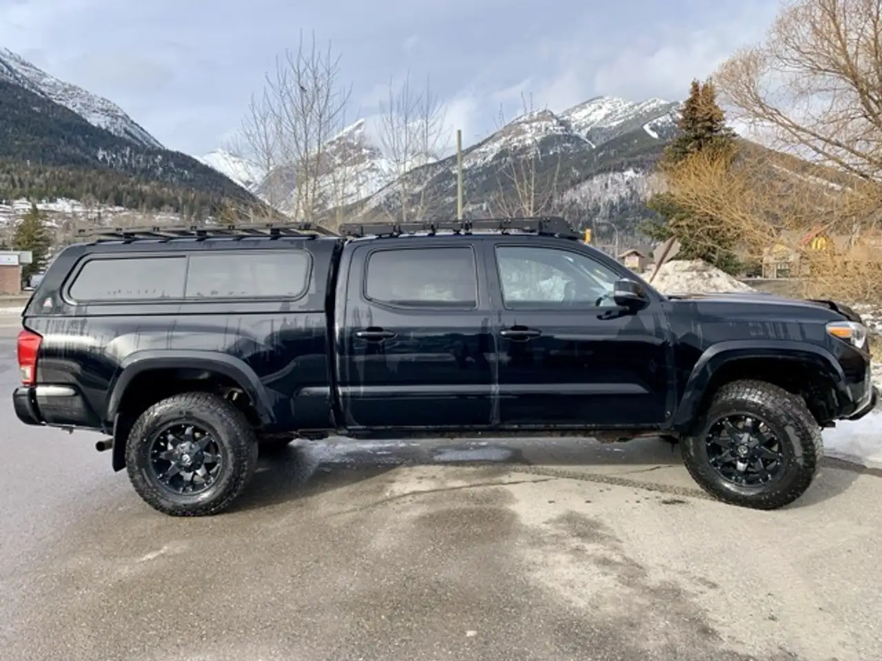 Toyota Tacoma снимка Toyota Tacoma