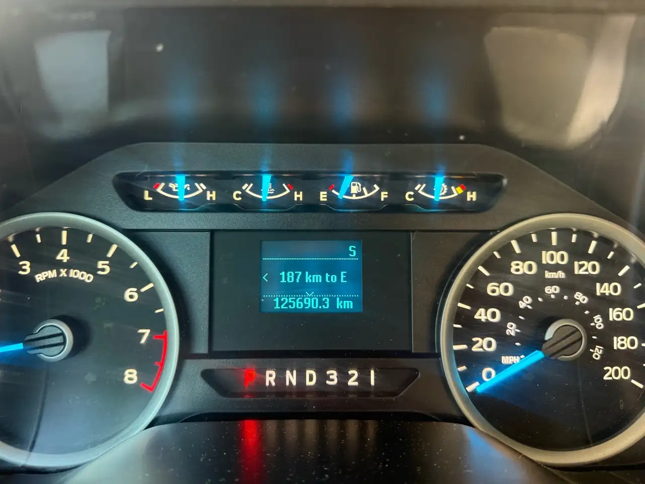 Ford F 150 снимка Ford F 150
