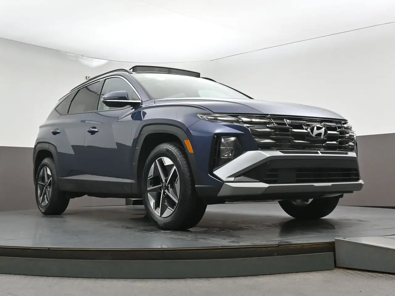 Hyundai TUCSON снимка Hyundai TUCSON