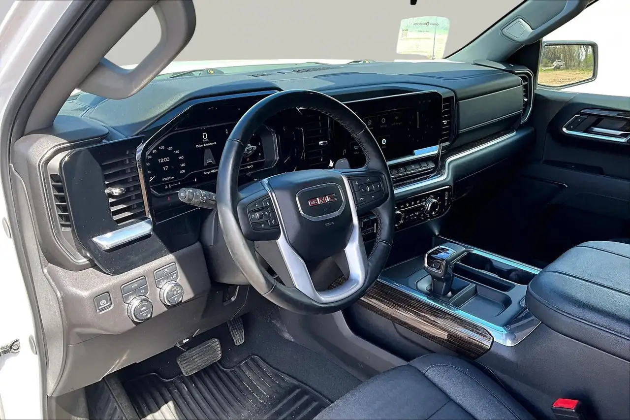 GMC Sierra 1500 снимка GMC Sierra 1500