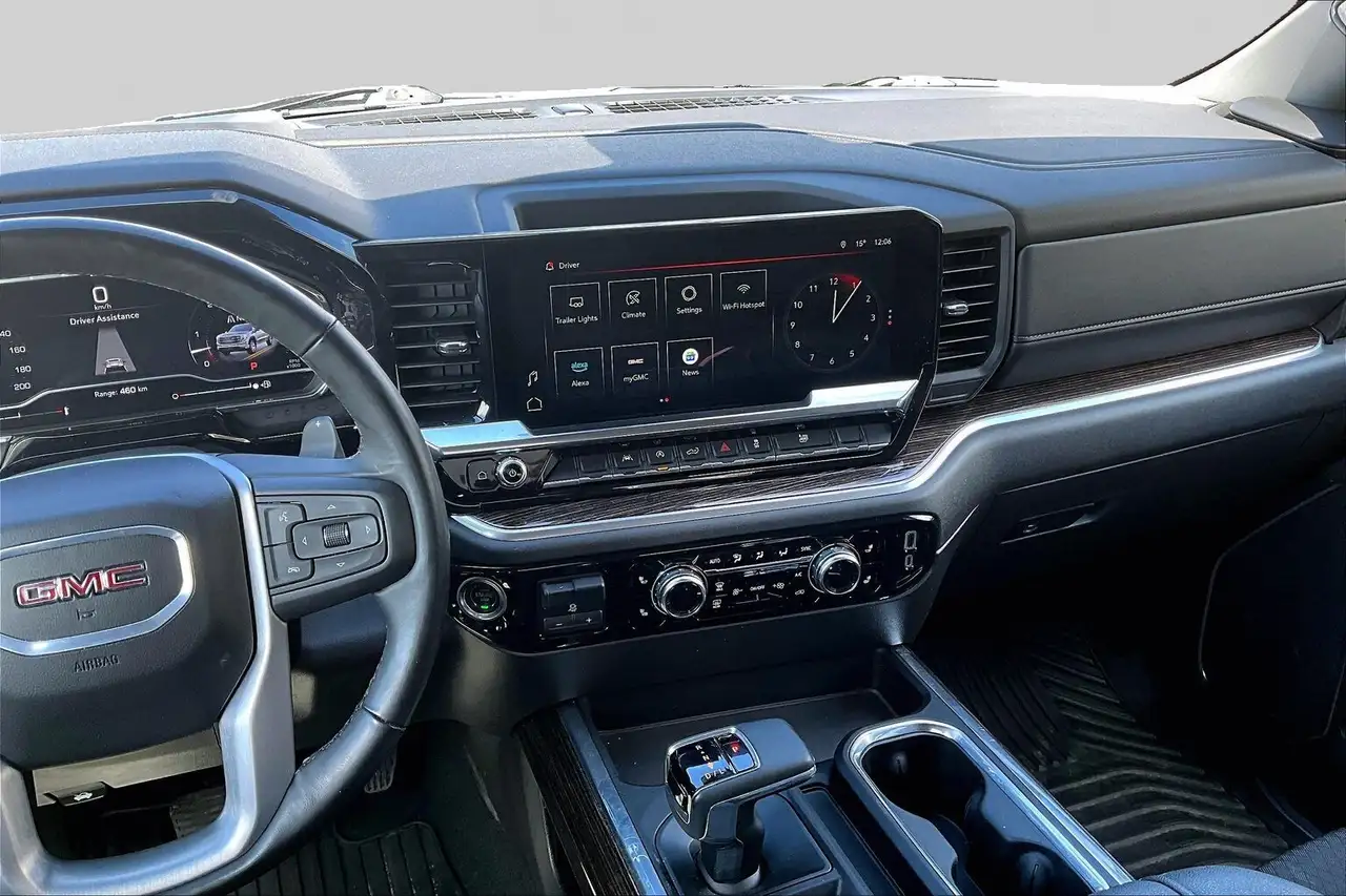GMC Sierra 1500 снимка GMC Sierra 1500