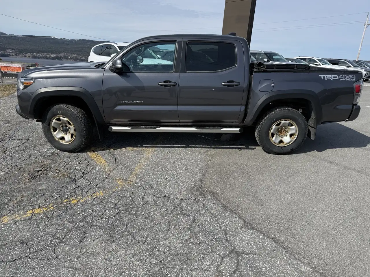 Toyota Tacoma снимка Toyota Tacoma