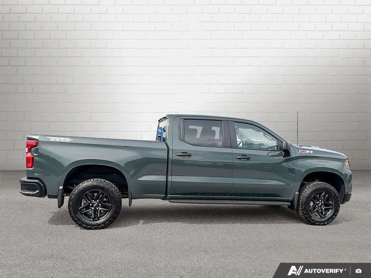 Chevrolet Silverado 1500 photo Chevrolet Silverado 1500