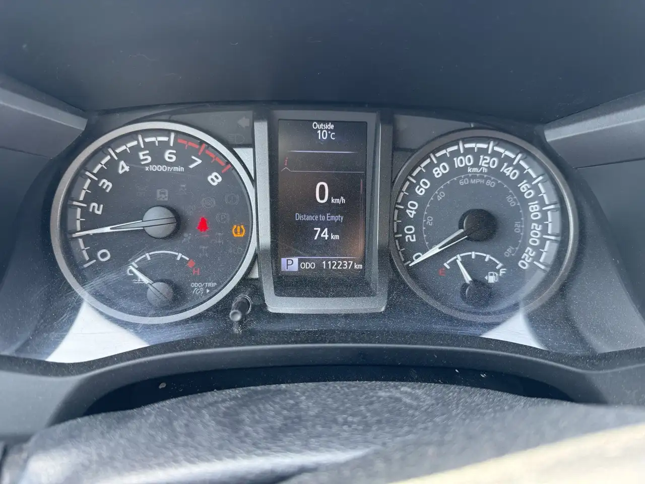 Toyota Tacoma снимка Toyota Tacoma