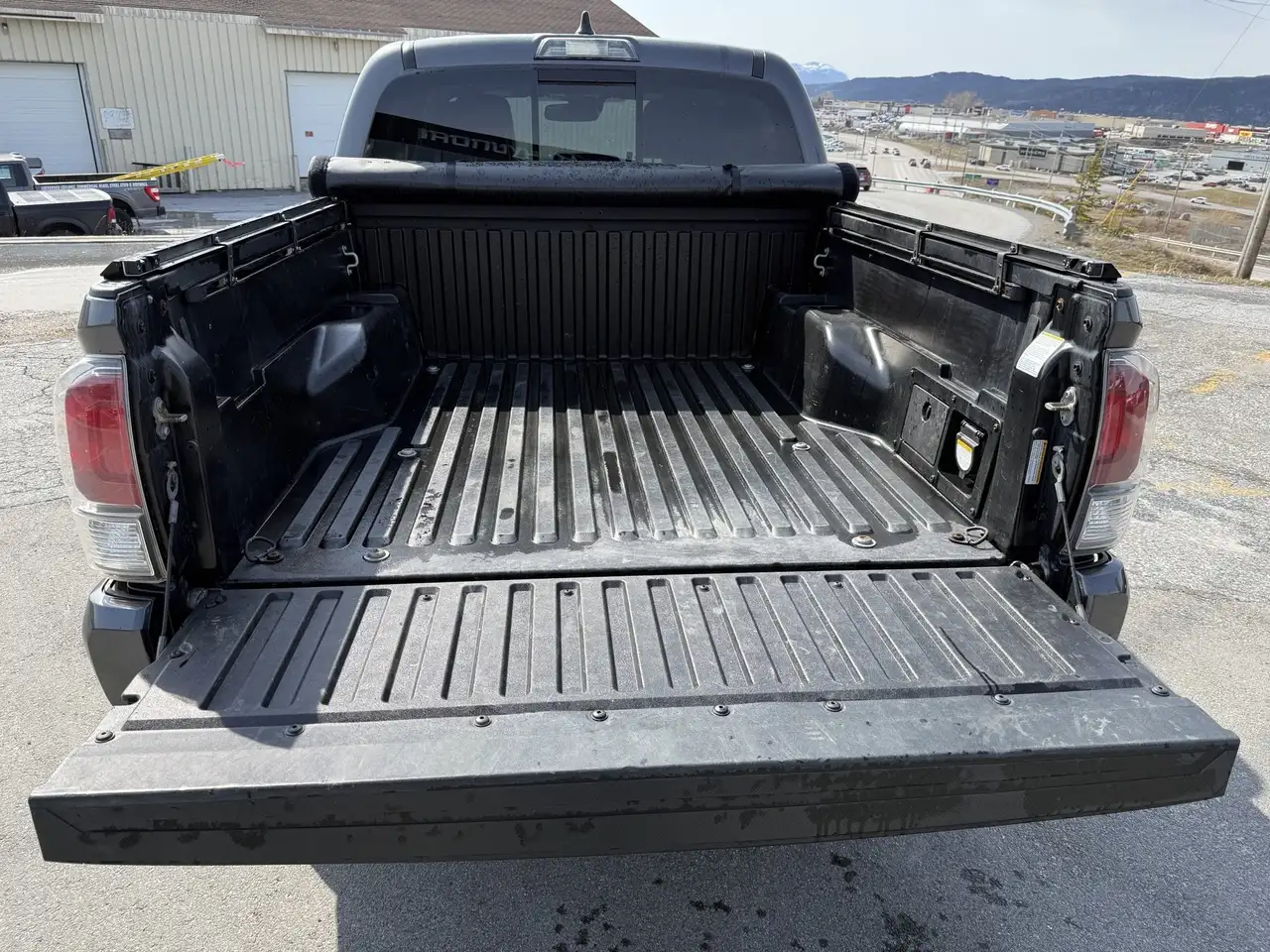 Toyota Tacoma снимка Toyota Tacoma