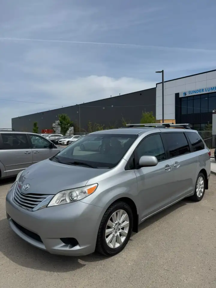 2015 Toyota Sienna
