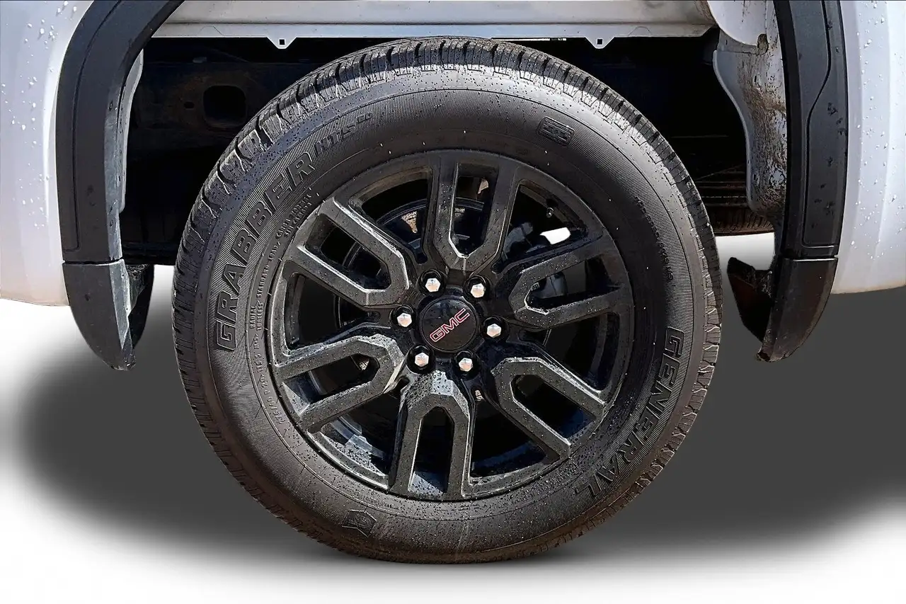 GMC Sierra 1500 снимка GMC Sierra 1500