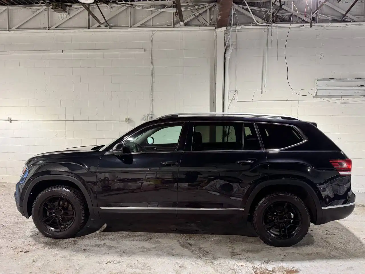 Volkswagen Atlas снимка Volkswagen Atlas