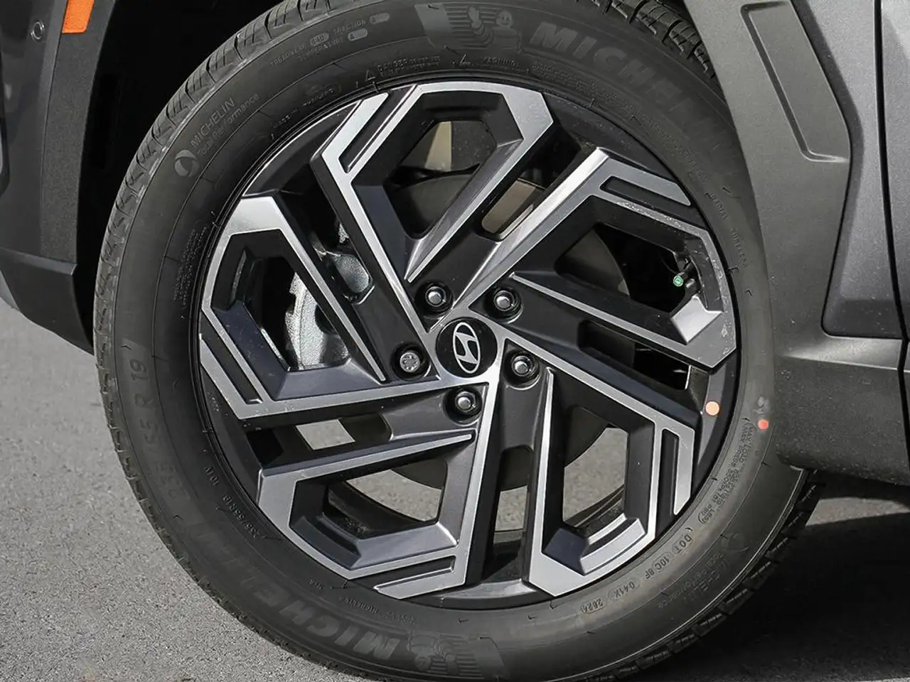 Hyundai TUCSON снимка Hyundai TUCSON
