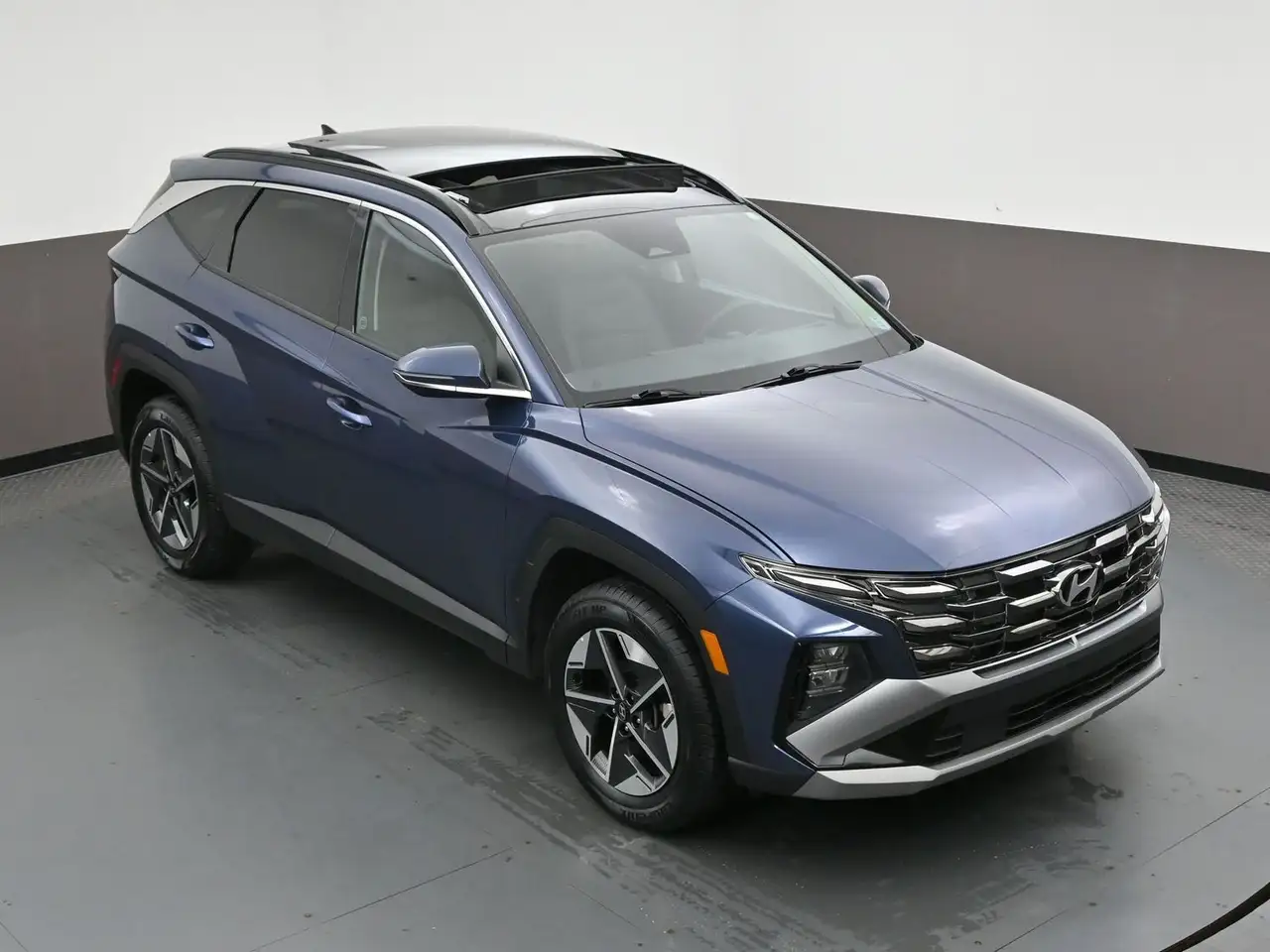 Hyundai TUCSON снимка Hyundai TUCSON