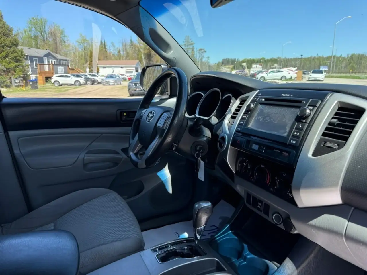 Toyota Tacoma снимка Toyota Tacoma