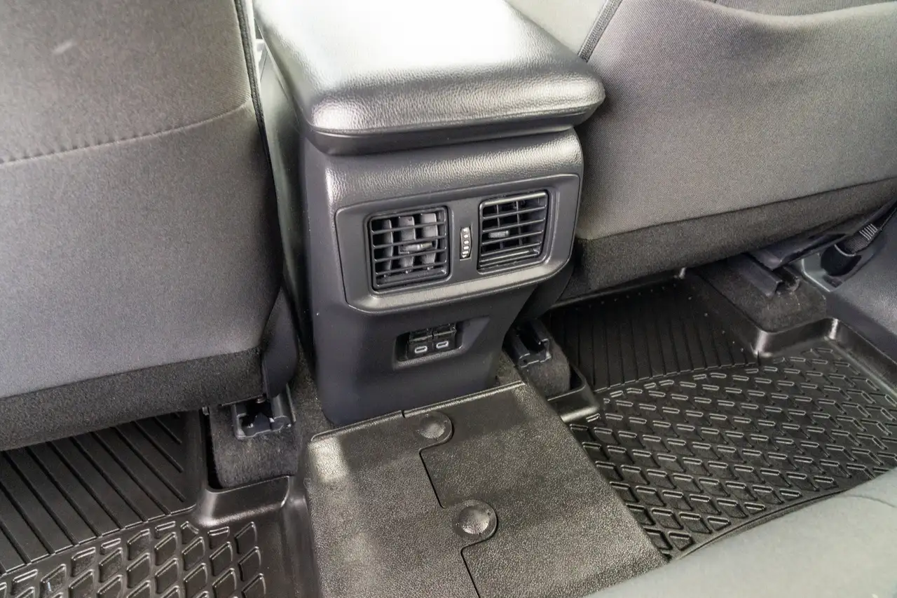 Toyota RAV 4 photo Toyota RAV 4
