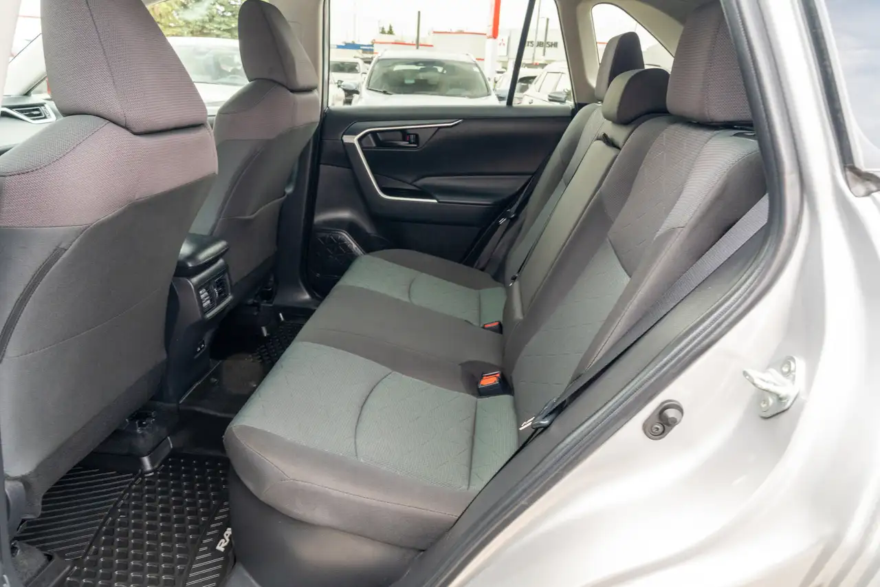 Toyota RAV 4 photo Toyota RAV 4