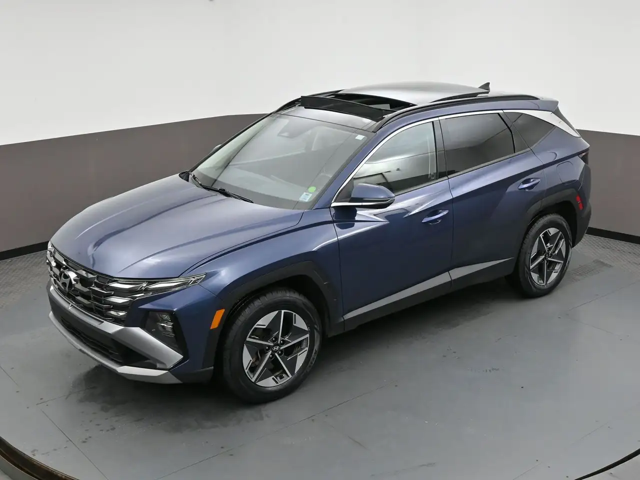 Hyundai TUCSON снимка Hyundai TUCSON