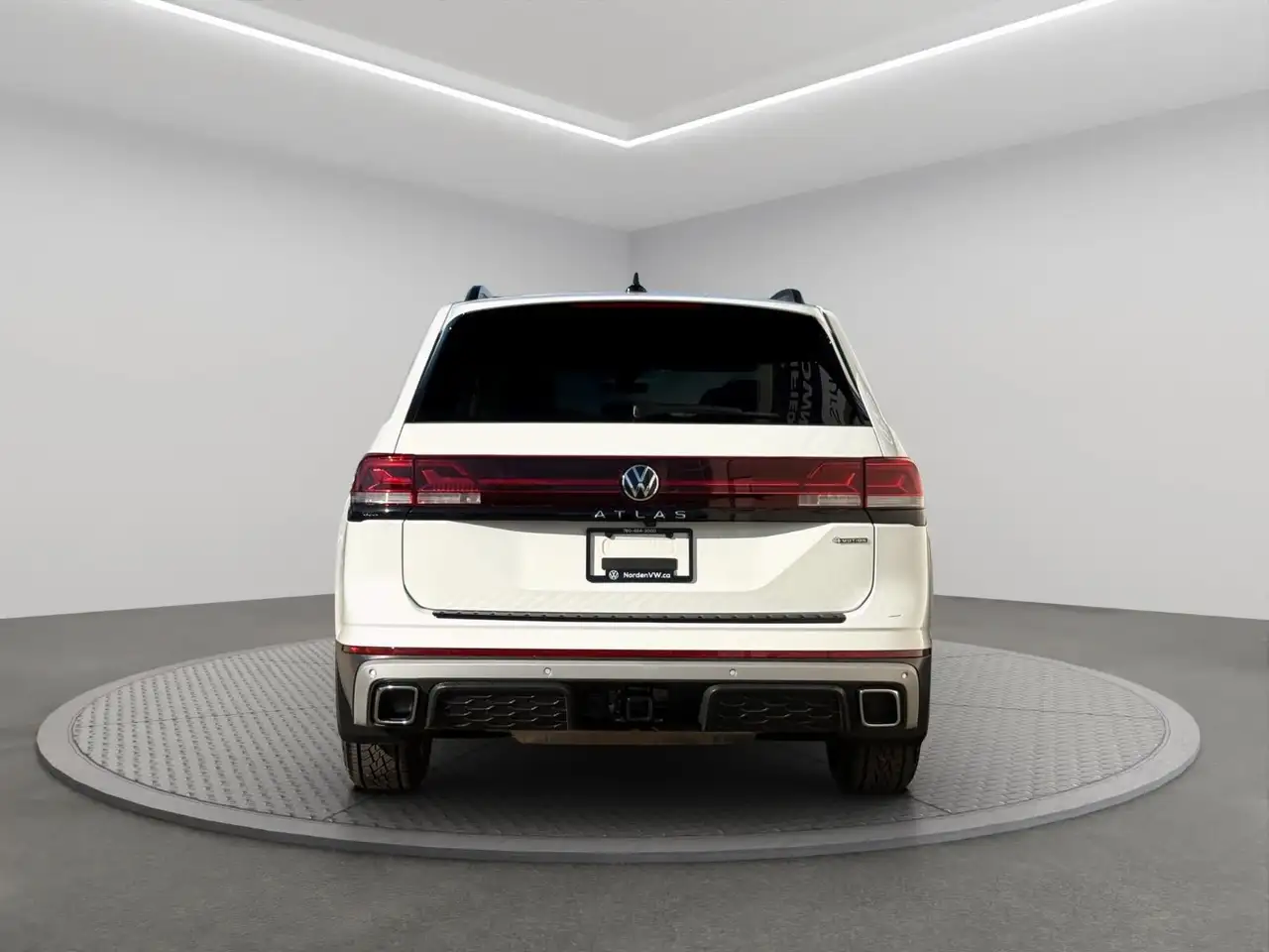 Volkswagen Atlas photo Volkswagen Atlas