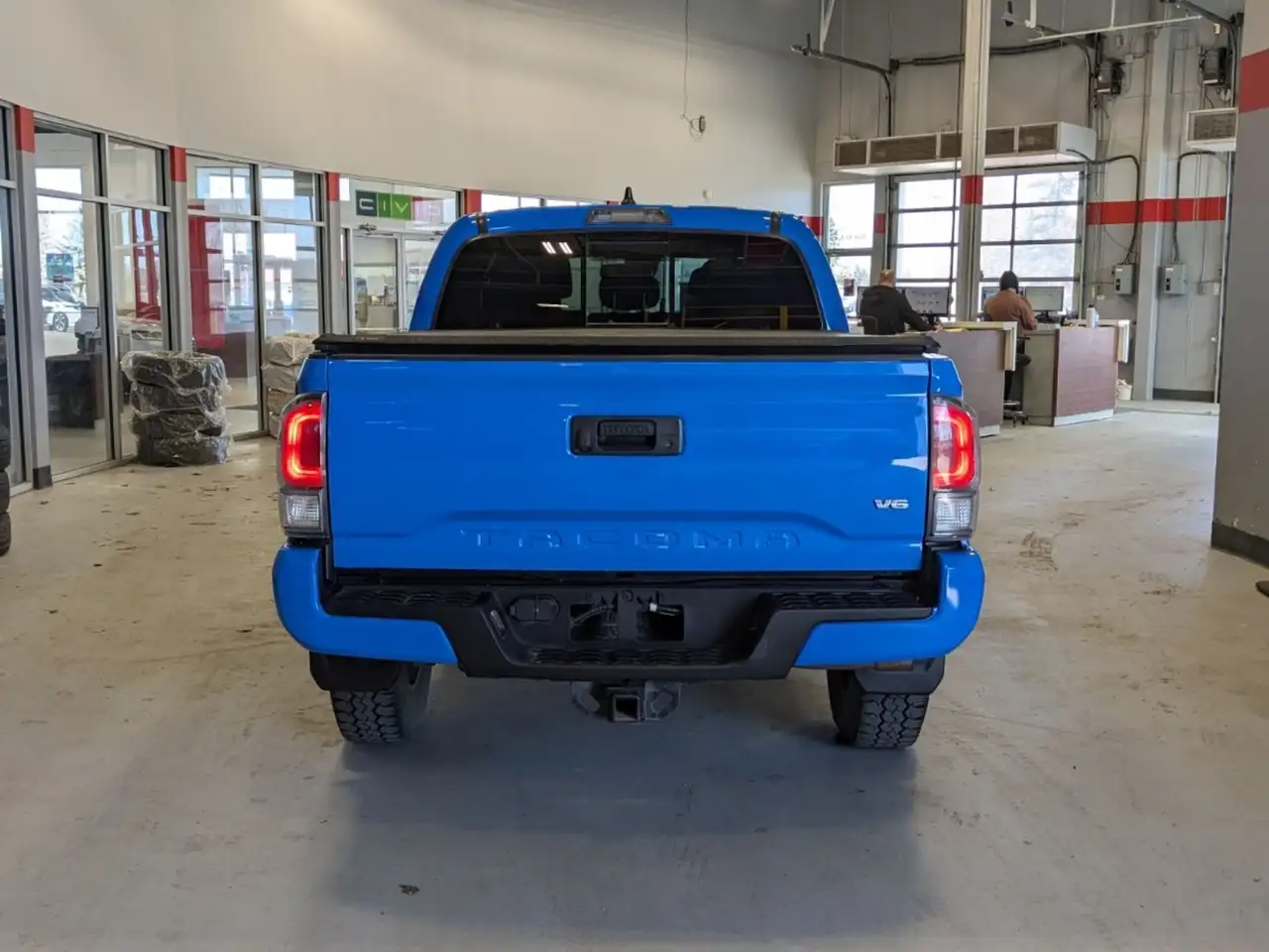 Toyota Tacoma снимка Toyota Tacoma