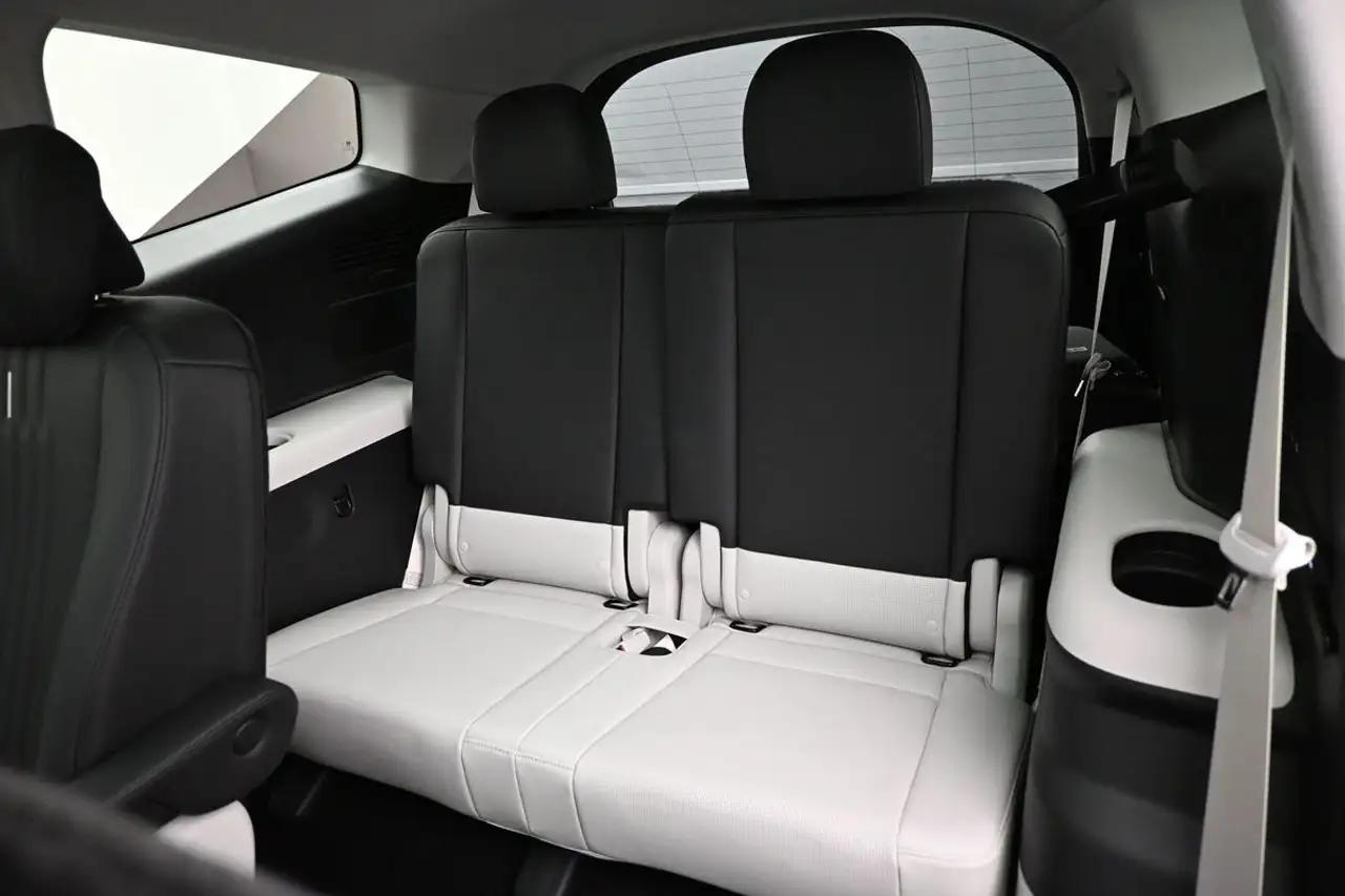 Hyundai IONIQ 9 fotografie Hyundai IONIQ 9