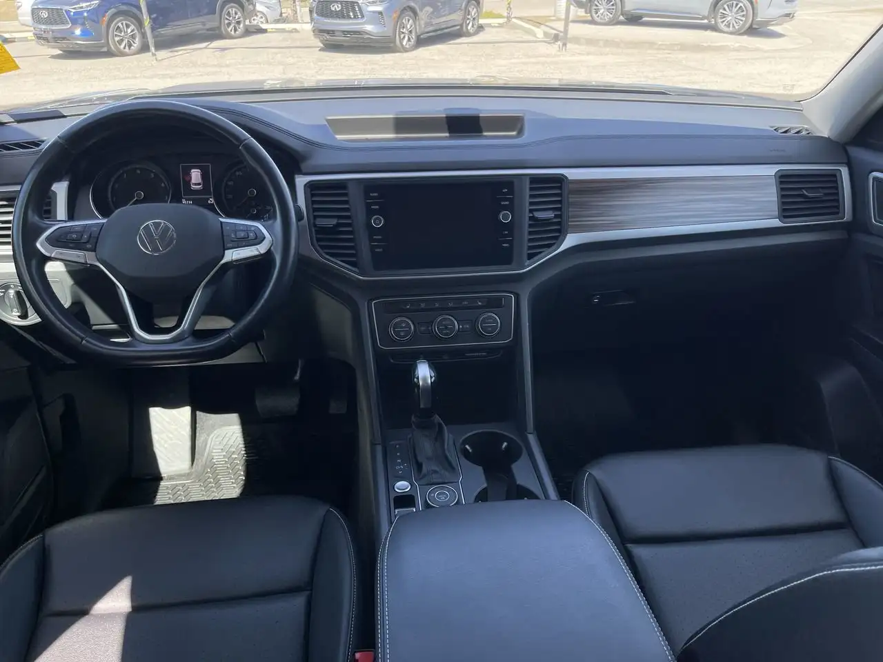 Volkswagen Atlas снимка Volkswagen Atlas