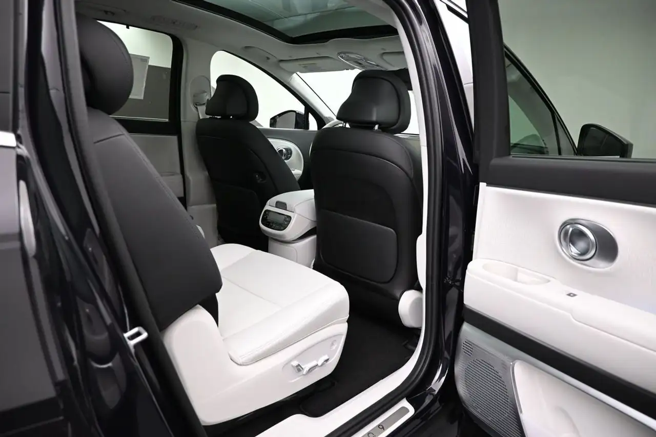 Hyundai IONIQ 9 fotografie Hyundai IONIQ 9