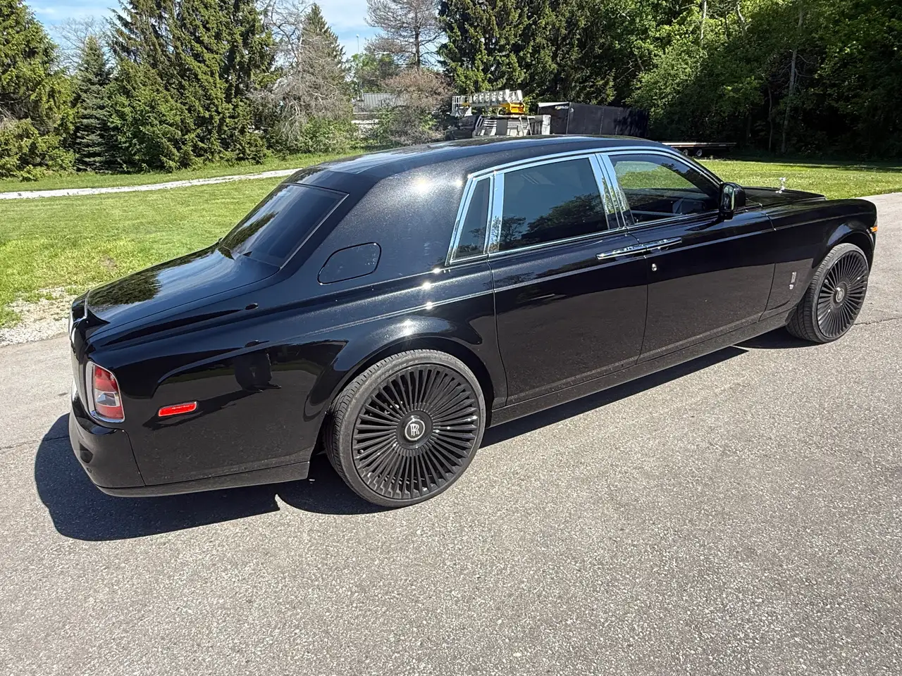 Rolls-Royce Phantom снимка Rolls-Royce Phantom