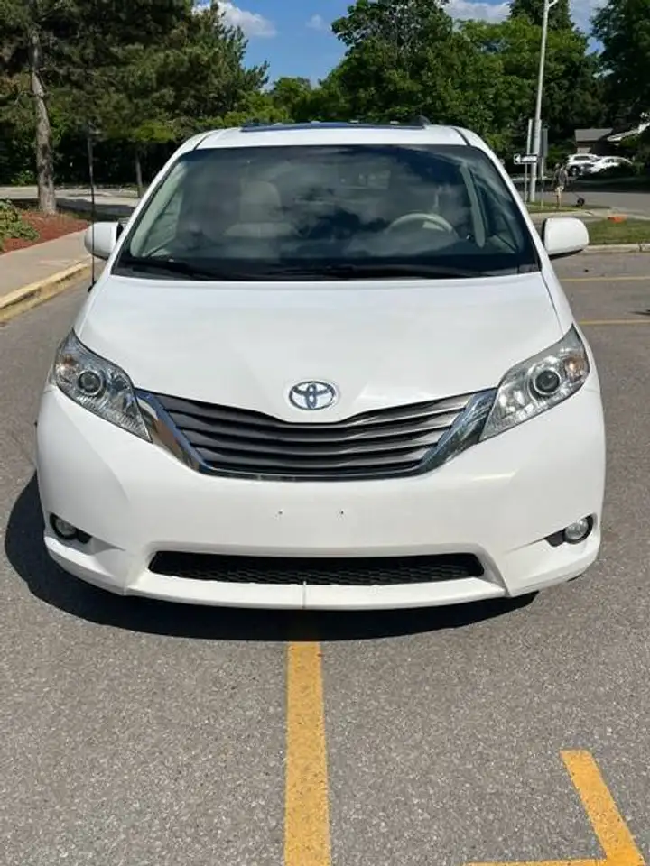 2014 Toyota Sienna