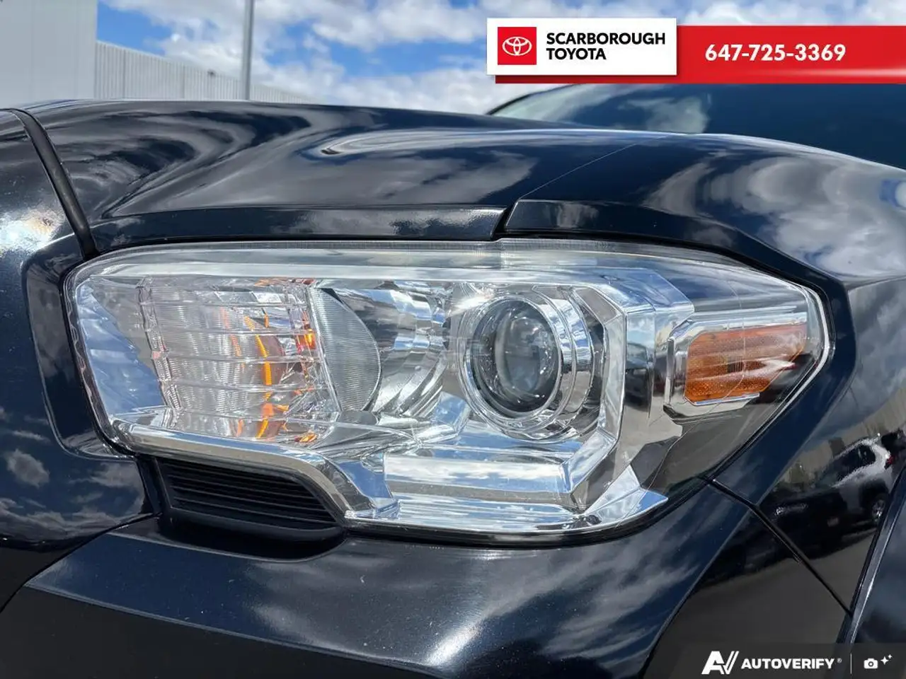 Toyota Tacoma снимка Toyota Tacoma