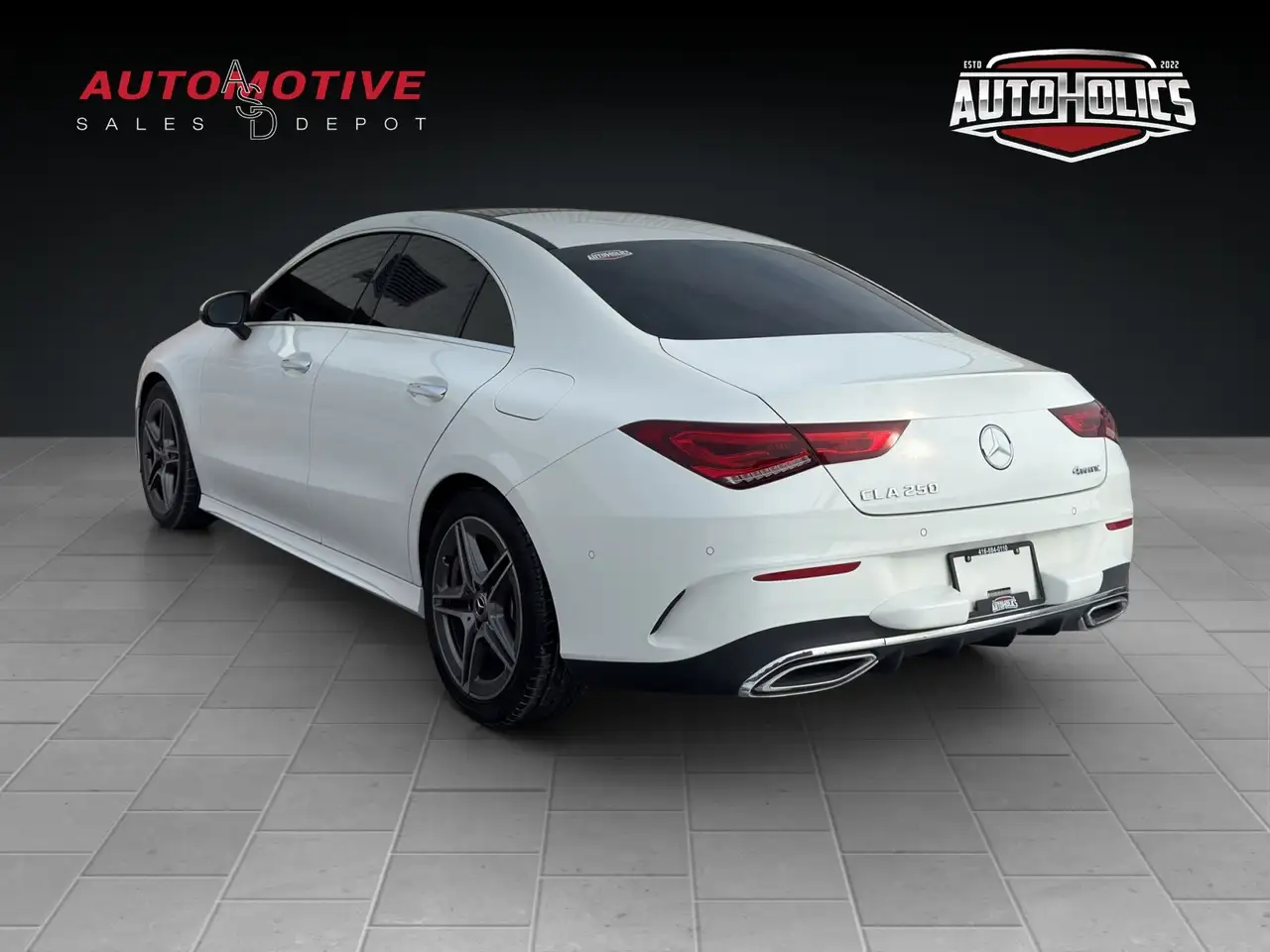 Mercedes-Benz CLA снимка Mercedes-Benz CLA