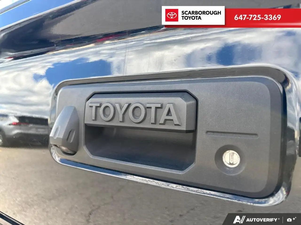 Toyota Tacoma снимка Toyota Tacoma