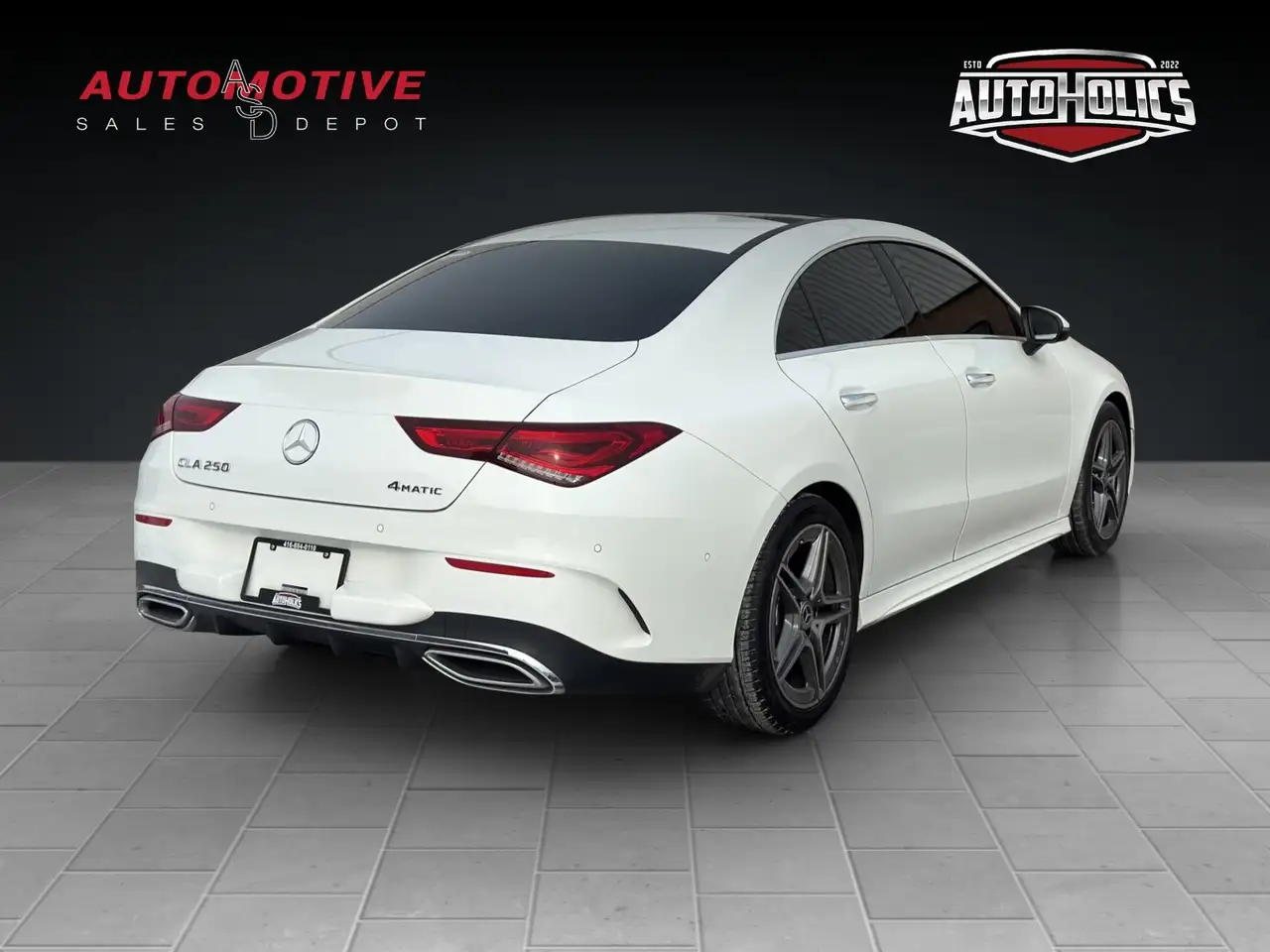 Mercedes-Benz CLA снимка Mercedes-Benz CLA