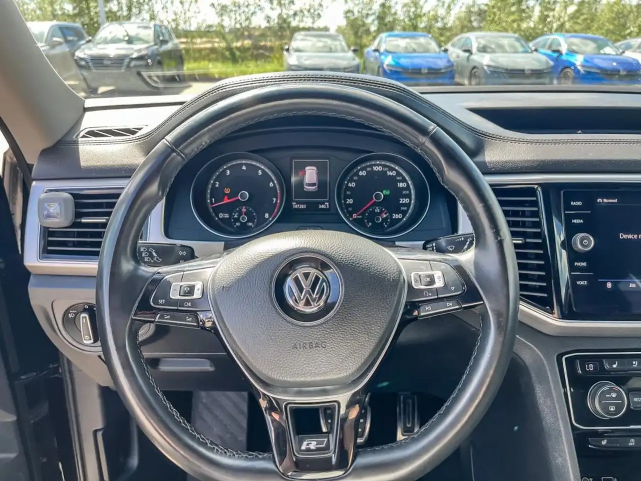 Volkswagen Atlas снимка Volkswagen Atlas