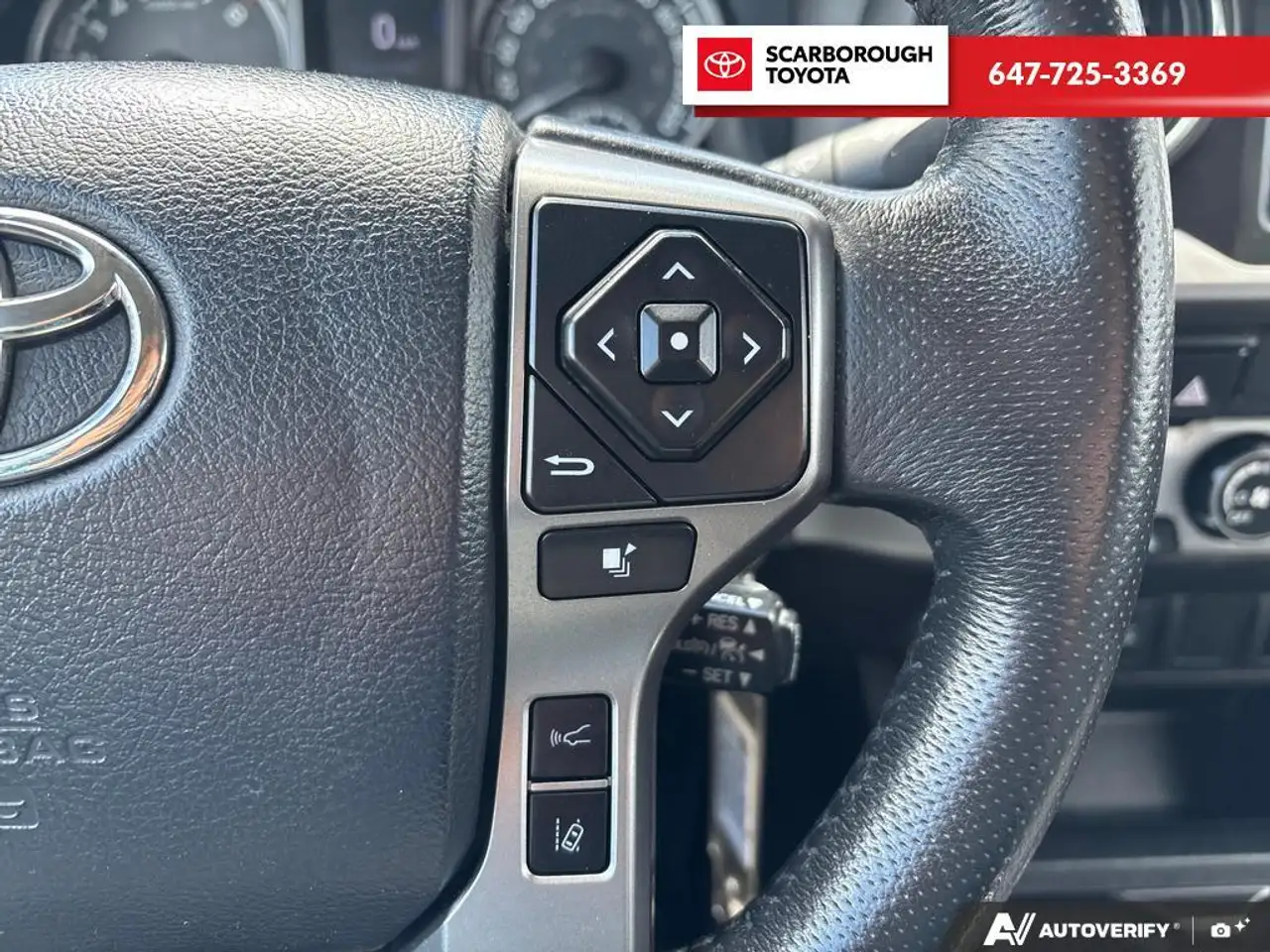 Toyota Tacoma снимка Toyota Tacoma