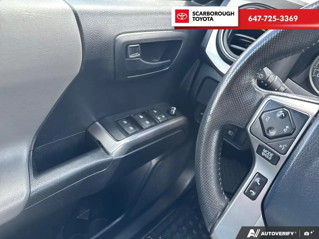 Toyota Tacoma снимка Toyota Tacoma