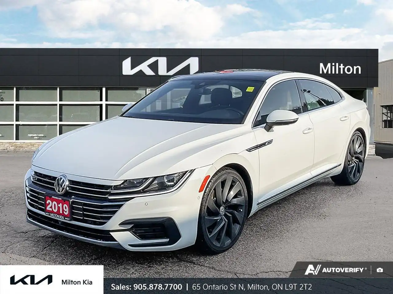 Volkswagen Arteon снимка Volkswagen Arteon