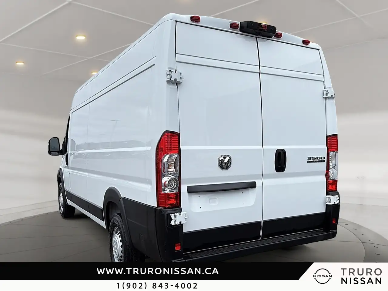RAM ProMaster 3500 снимка RAM ProMaster 3500