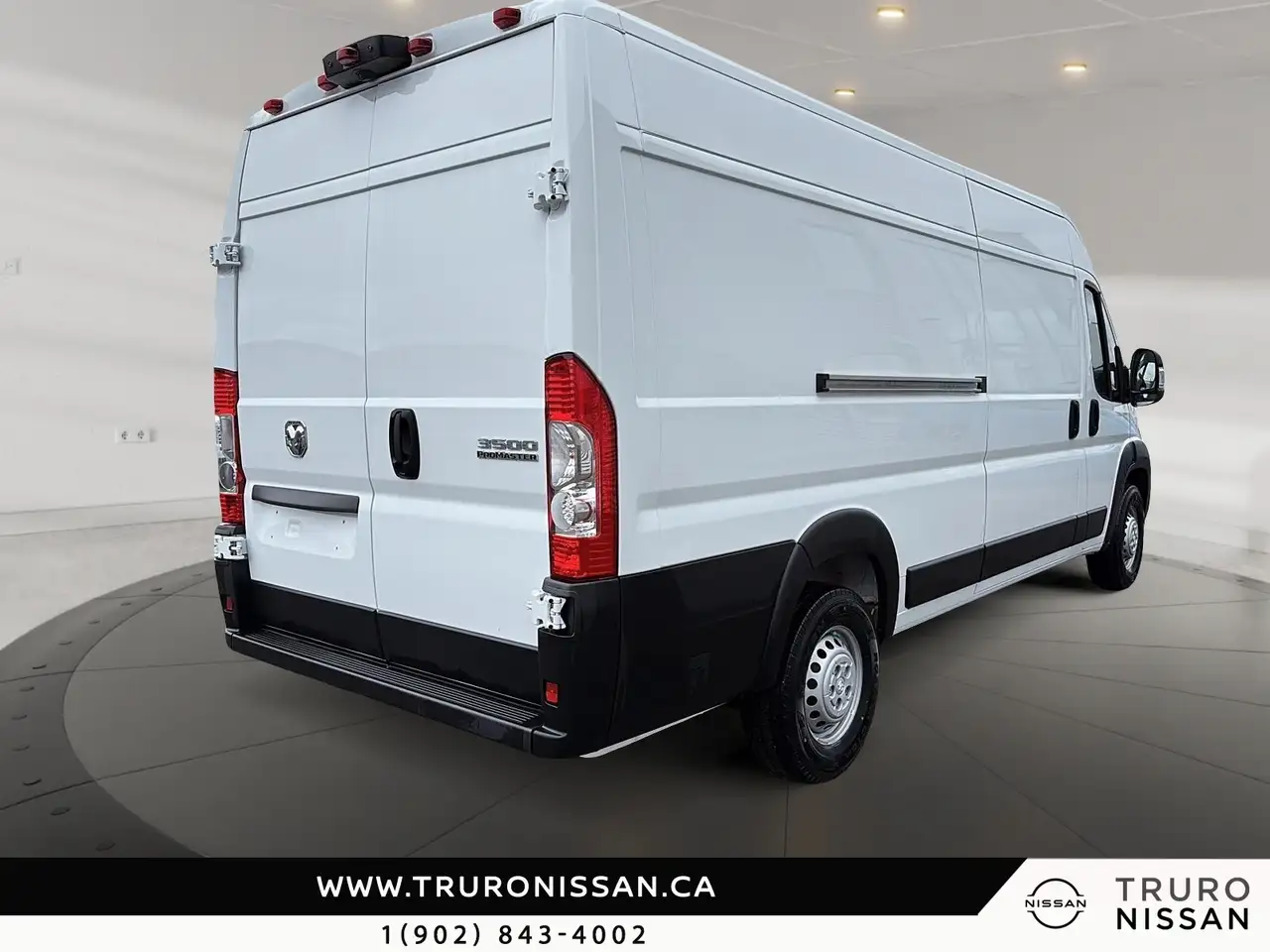RAM ProMaster 3500 снимка RAM ProMaster 3500