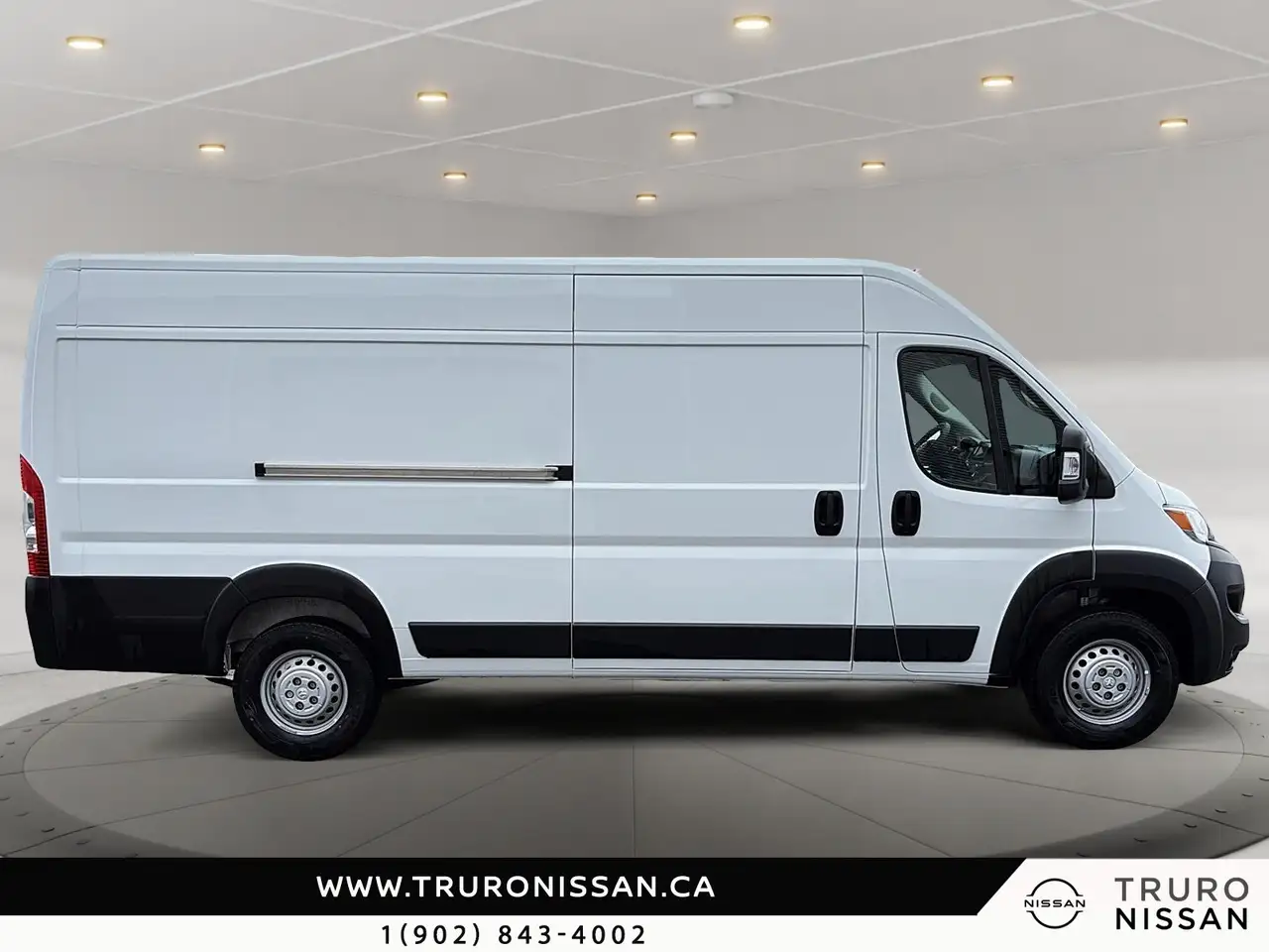 RAM ProMaster 3500 снимка RAM ProMaster 3500
