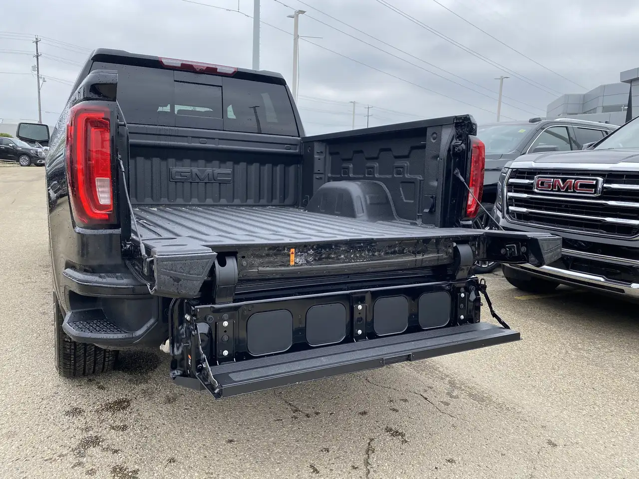 GMC Sierra 1500 photo GMC Sierra 1500