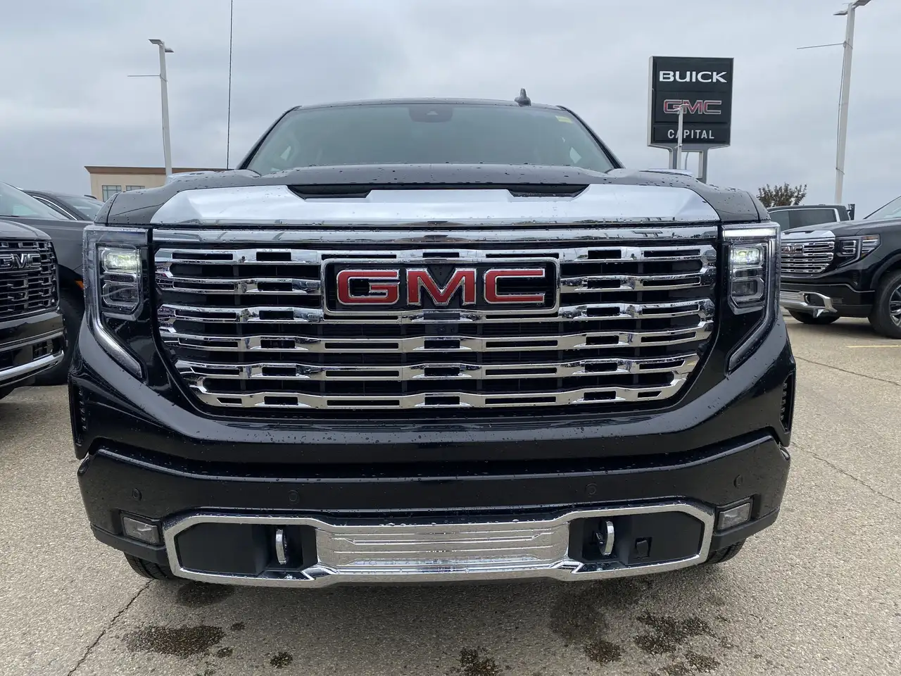 GMC Sierra 1500 photo GMC Sierra 1500