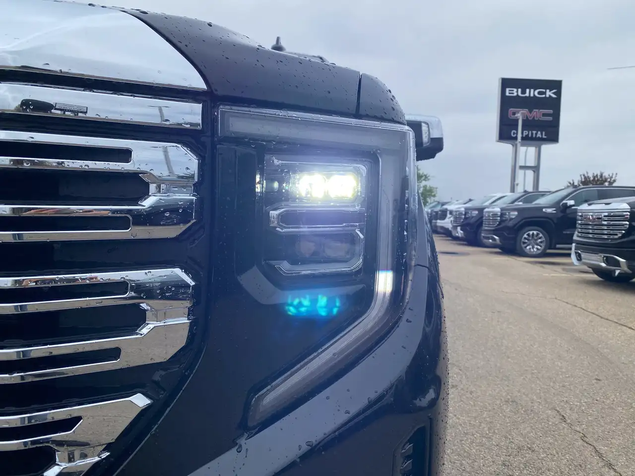 GMC Sierra 1500 photo GMC Sierra 1500
