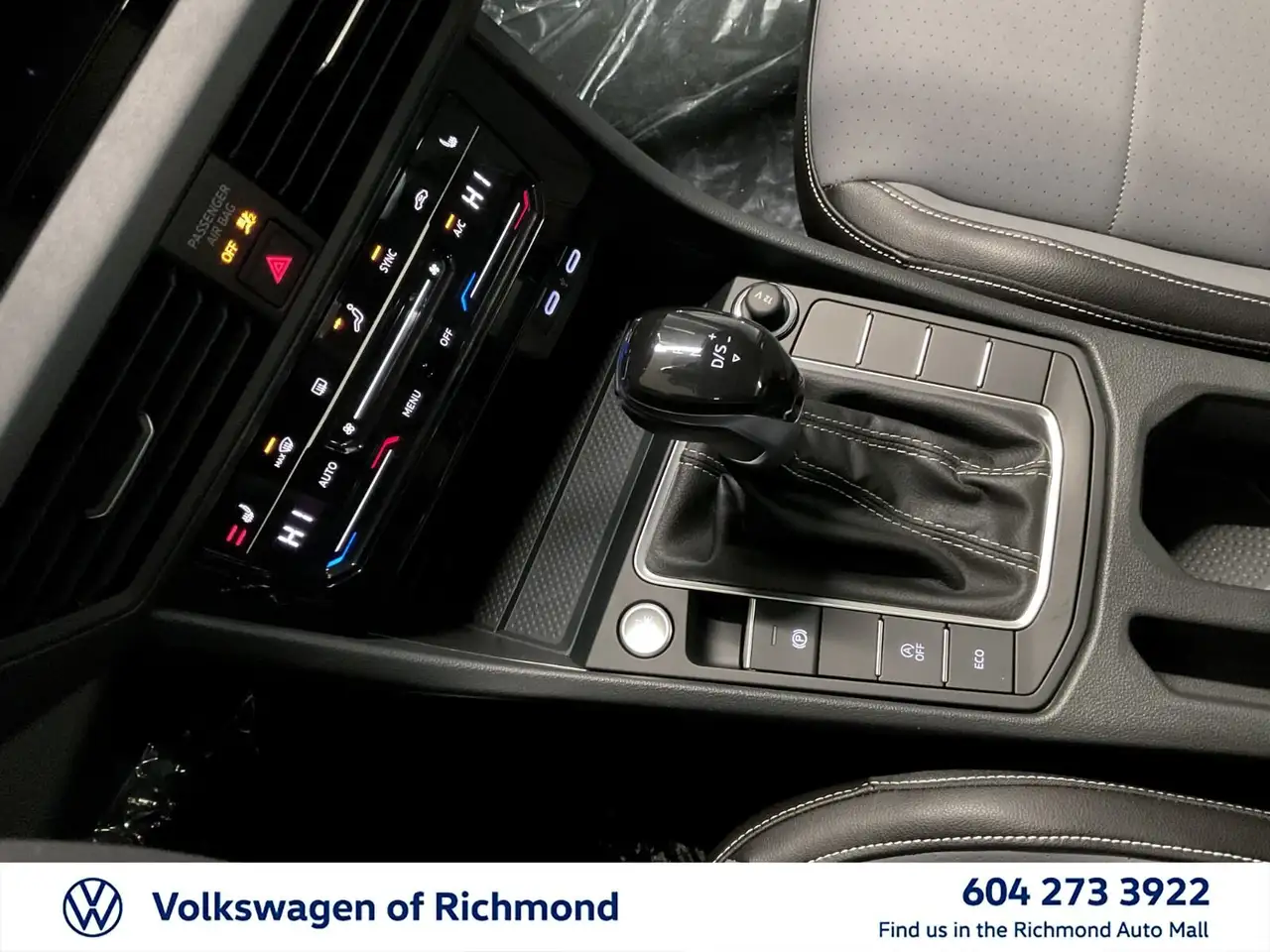 Volkswagen Jetta снимка Volkswagen Jetta