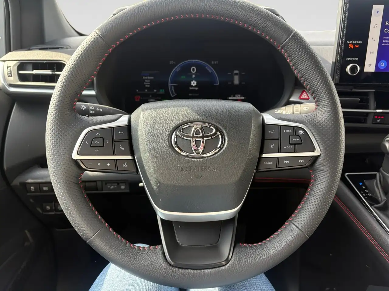 Toyota Sienna снимка Toyota Sienna
