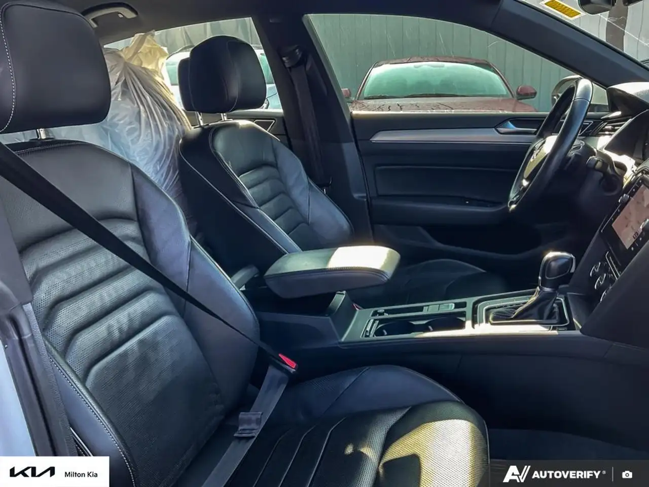 Volkswagen Arteon снимка Volkswagen Arteon