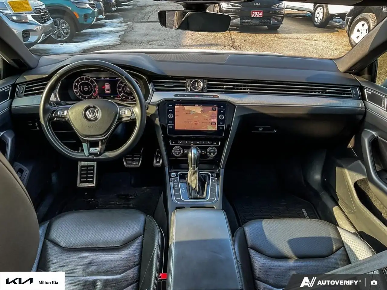 Volkswagen Arteon снимка Volkswagen Arteon