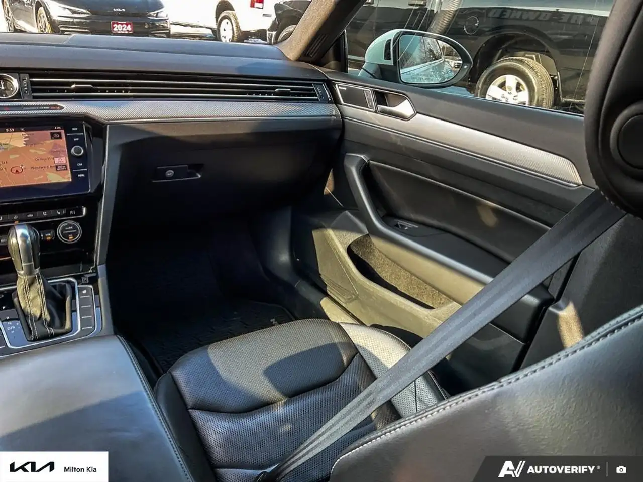 Volkswagen Arteon снимка Volkswagen Arteon