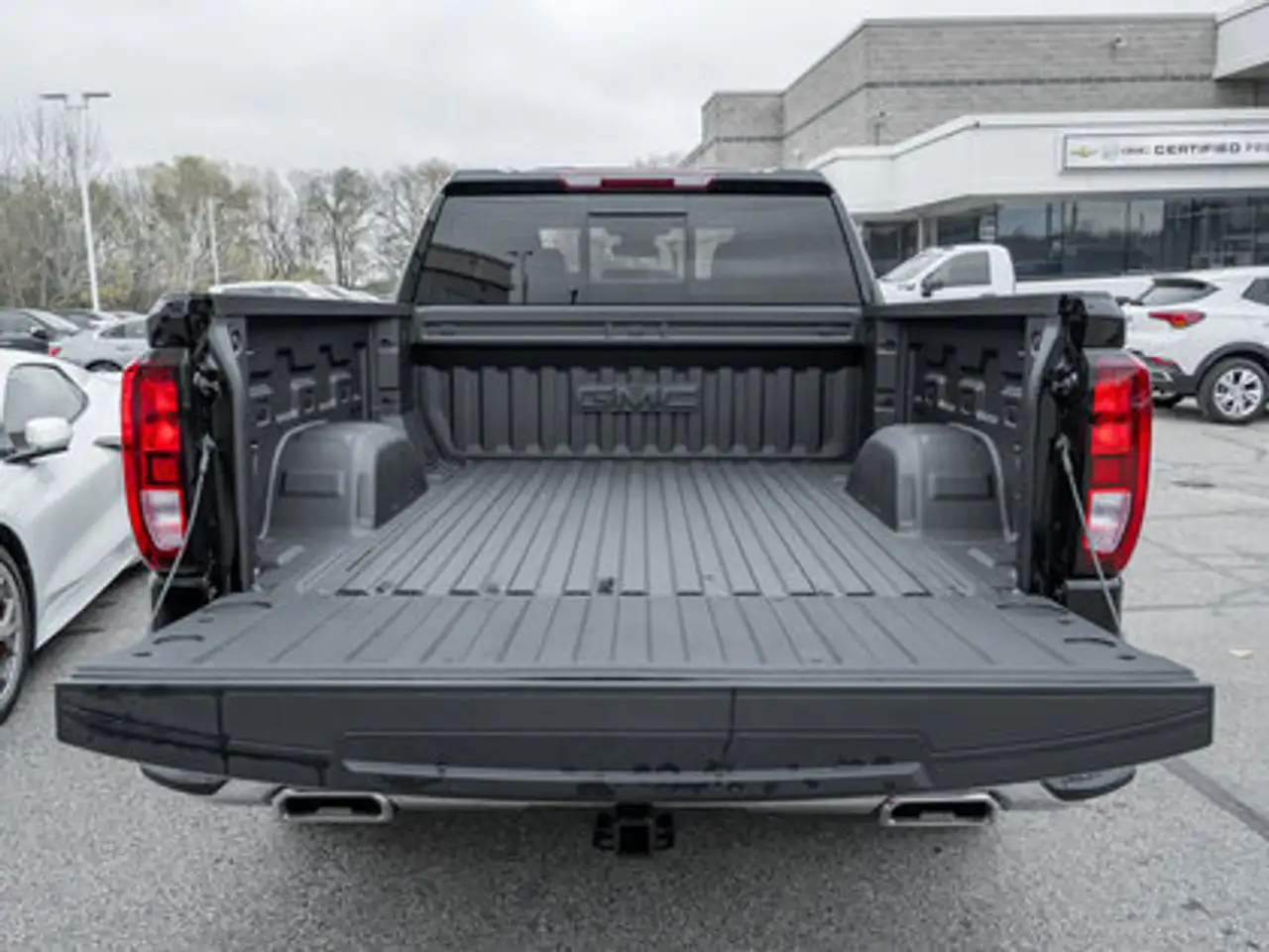 GMC Sierra 1500 снимка GMC Sierra 1500