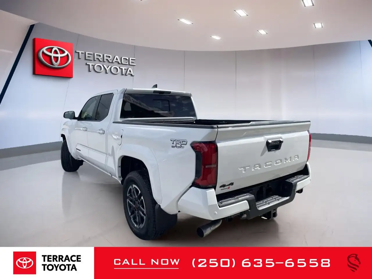 Toyota Tacoma снимка Toyota Tacoma