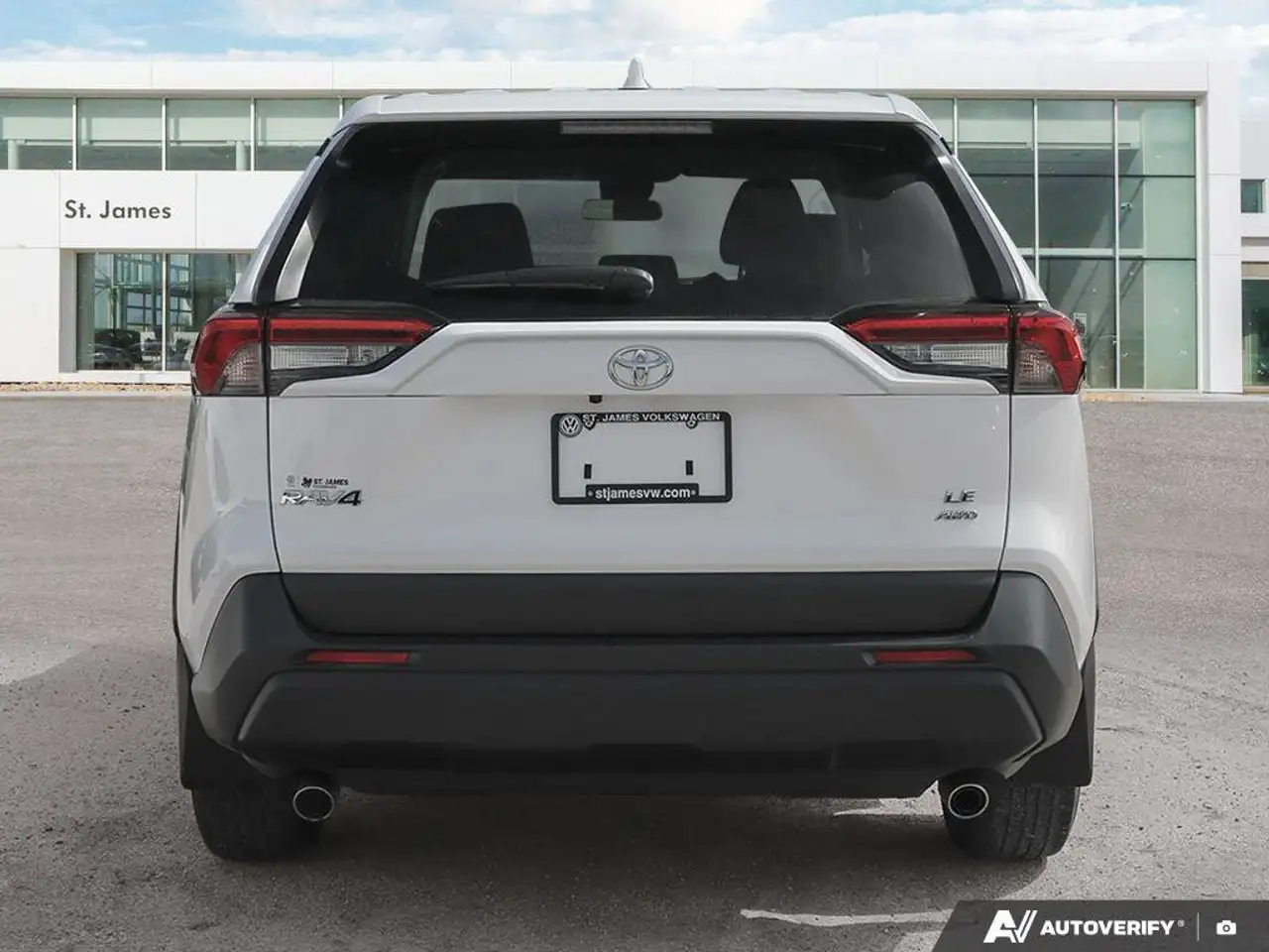Toyota RAV 4 снимка Toyota RAV 4