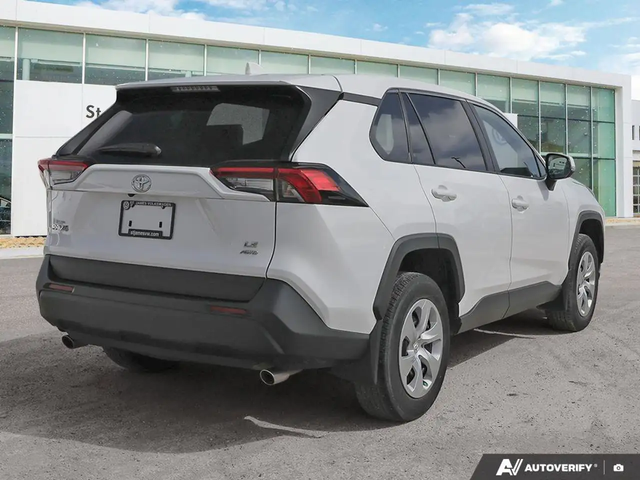 Toyota RAV 4 снимка Toyota RAV 4