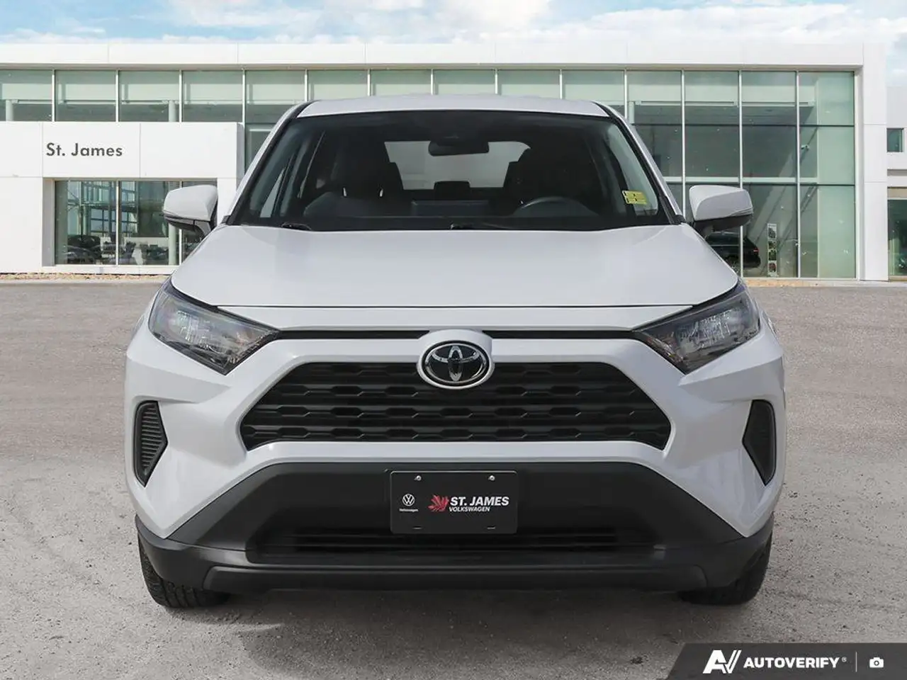 Toyota RAV 4 снимка Toyota RAV 4